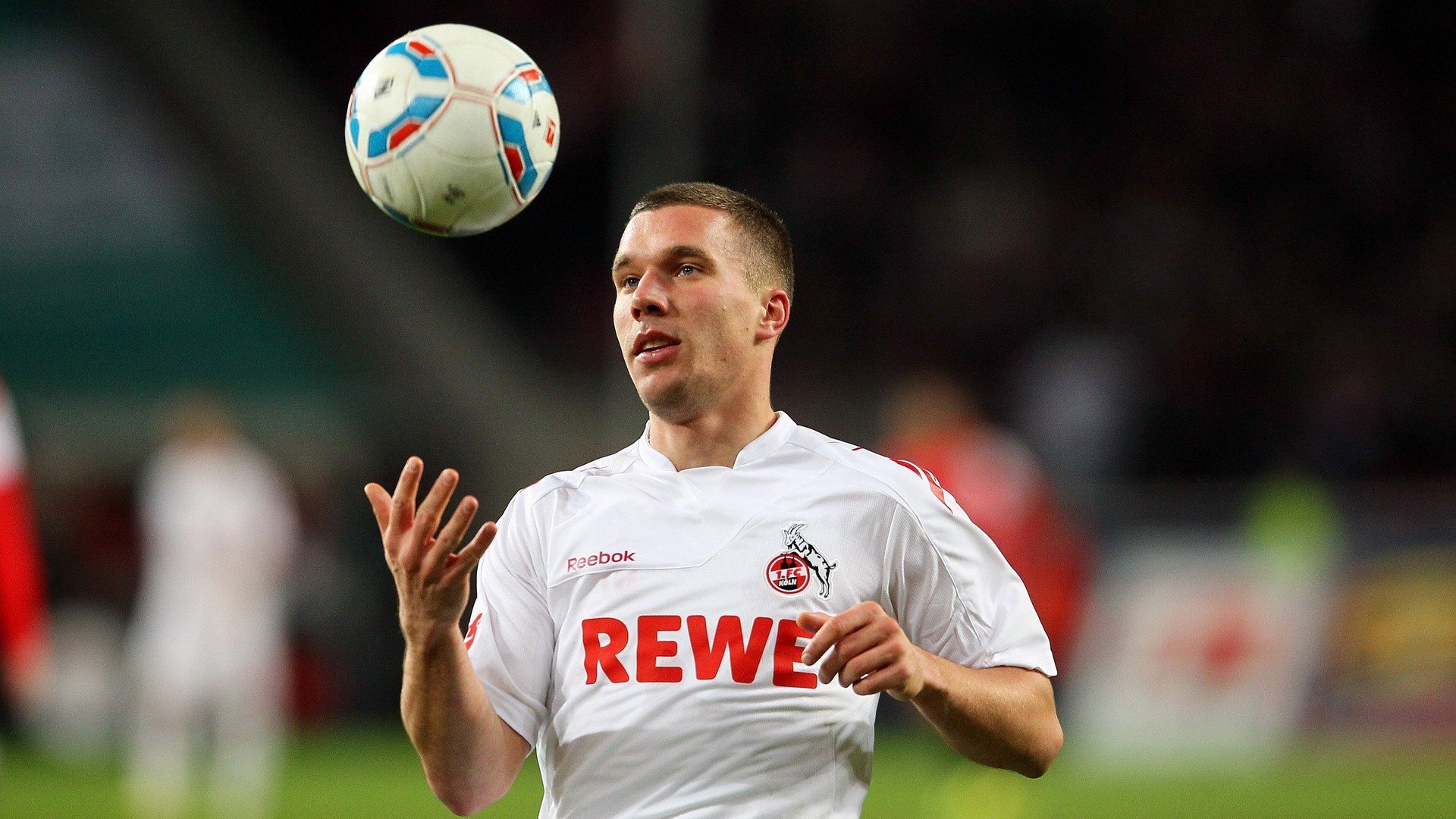 外援政策频繁调整扰乱俱乐部发展,外援限制