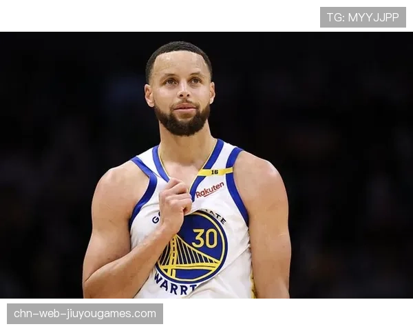 勇士那几记三分太狠了,库里依旧是信仰,勇士队库里三分 勇士那几记三分太狠了,库里依旧是信仰,勇士队库里三分